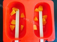 美味的芒果黄桃冰棒的做法图解十二