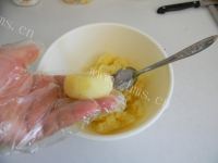 美味的黑椒土豆泥做法图解4)