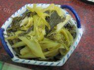 家常菜酸菜炒肉片做法图解1)