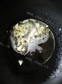 家常菜炒花菜做法图解4)
