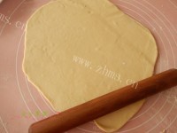无敌独特好吃的法式黑椒牛肉披萨做法图解8)