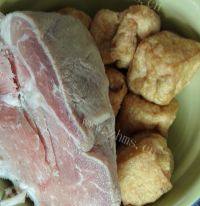 美味的糖醋油豆腐塞肉做法图解1)