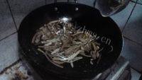 家常菜肉炒香干做法图解3)