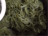 好吃的凉拌海藻丝做法图解1)