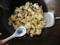 「DIY美食」菜花炒肉做法图解7)