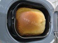 诱人的核桃吐司做法图解9)