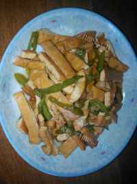 家常菜辣椒炒豆干
