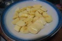 家常菜番茄土豆炖牛肉做法图解3)