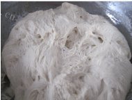 奶香豆沙包做法图解4)