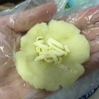 甜甜的椰蓉芝士土豆球做法图解9)