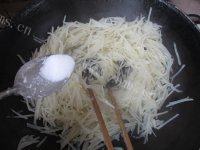 「美味可口」凉拌土豆丝做法图解8)