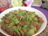 莴笋烧肉