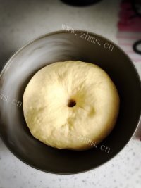 自制豆沙面包做法图解3)