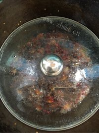 色泽鲜亮的麻辣兔肉做法图解17)