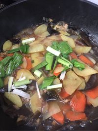 营养丰富的土豆烧海带做法图解13)