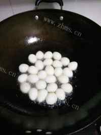 美味的虎皮鹌鹑蛋做法图解2)