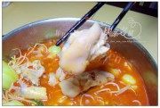 美味的酸汤猪脚做法图解9)