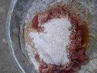 油炸香酥瘦肉做法图解3)