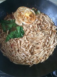 美味的番茄煎蛋面