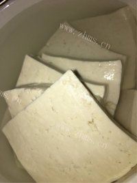 唇齿留香的鱼香豆腐做法图解2)
