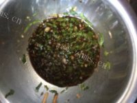 简单的刀拍黄瓜做法图解4)