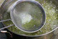 常吃不腻的薏米绿豆粥的做法图解五