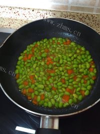 家常菜小炒毛豆做法图解5)