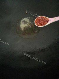 自己做的凉拌凉粉做法图解3)