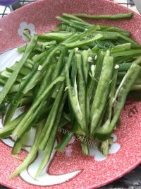 美味的青椒丝炒肉丝做法图解1)