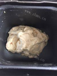 自制椰蓉面包做法图解2)