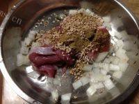「DIY美食」什锦披萨做法图解4)