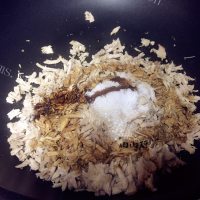 安全放心的无添加五香肉松做法图解5)