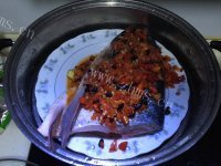 垂涎欲滴的剁椒鱼头做法图解3)