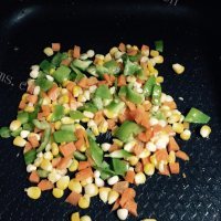 香飘十里的炒饭做法图解7)