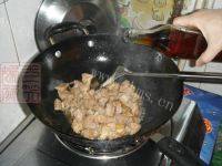 拿手好菜番茄炖牛肉做法图解10)