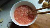 美味的龙眼蒸肉饼做法图解5)