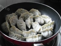DIY韭菜鸡蛋煎饺做法图解12)