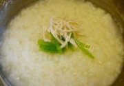 诱人的鸡丝青椒粥