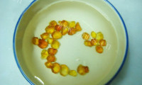 美味桃胶炖莲子做法图解2)