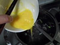 美味的蛋花紫菜汤做法图解6)