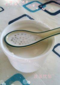 诱人的椰奶西米露