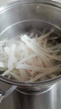 美味的鲍汁拌杏鲍菇做法图解5)