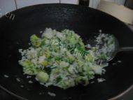 青菜炒饭做法图解5)