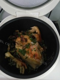 好吃的冬菇焖鸡做法图解7)