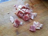 美味的牛油果培根炒饭做法图解1)