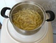美味的肉酱通心粉做法图解5)