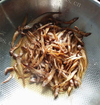 鲜嫩可口的茄汁凤尾鱼做法图解6)
