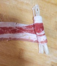 美味的羊肉卷金针菇做法图解3)