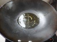 色味俱佳的炝炒野生木耳做法图解6)