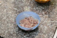 家常菜丝瓜炒肉片做法图解5)